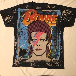 David Bowie graphic tee size large
